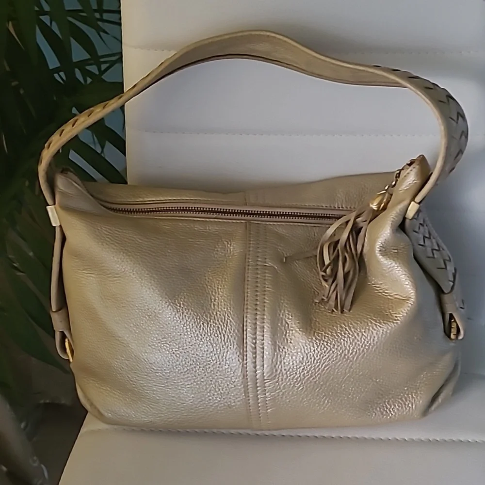Elliott Lucca Leather Hobo Bag ❤️
